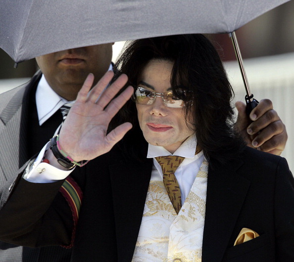 US pop star Michael Jackson waves as he