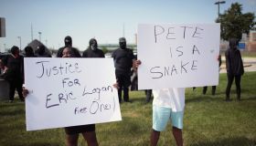 Protestors Crash Event For Mayor Pete's Black Supporters