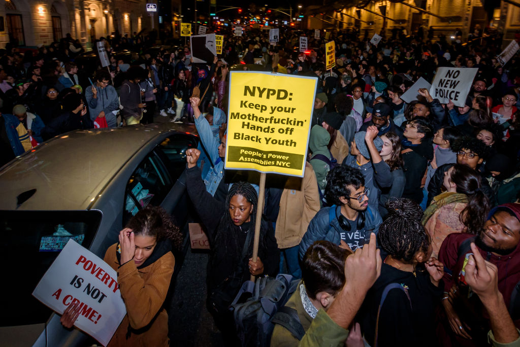 Hundreds of protestors disrupting traffic in Brooklyn. Over...