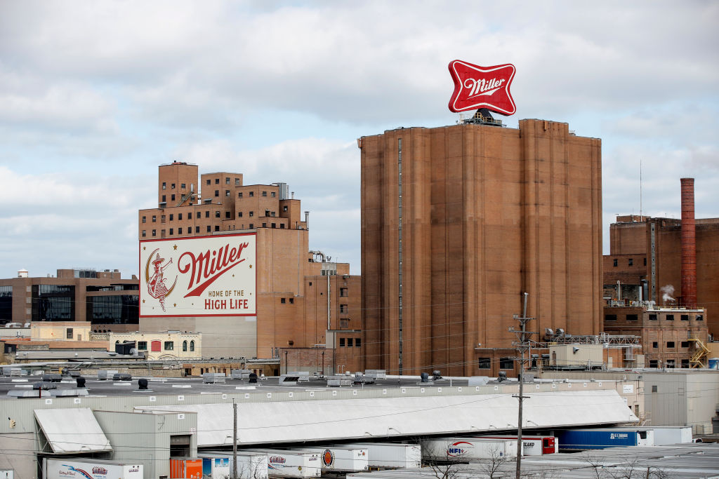 Five People Killed By Employee At Molson Coors Facility In Milwaukee