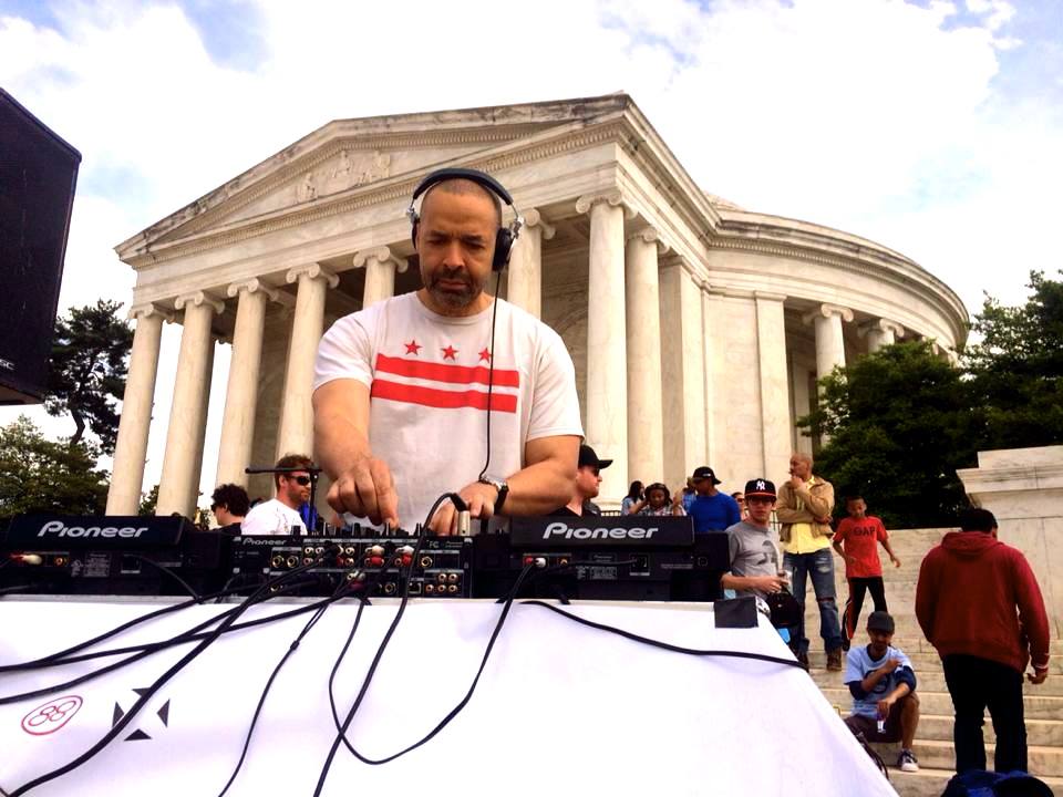 Sam "The Man" Burns, DC house music DJ, dies