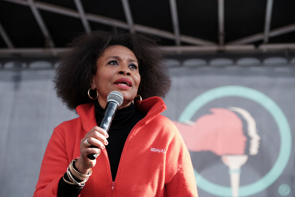 Conman Pleads Guilty To Swindling Jenifer Lewis And Other Womenn Rising