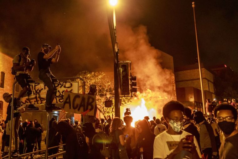 US-POLITICS-POLICE-JUSTICE-RACE