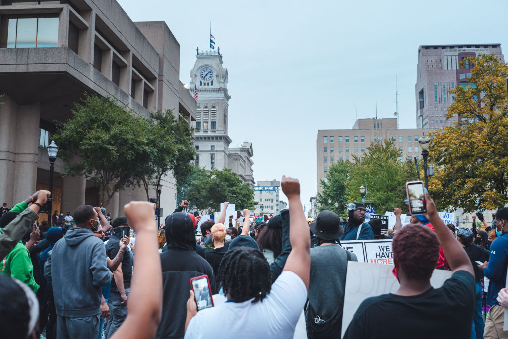 Louisville Police Officer Charged With Wanton Endangerment In Breonna Taylors Death