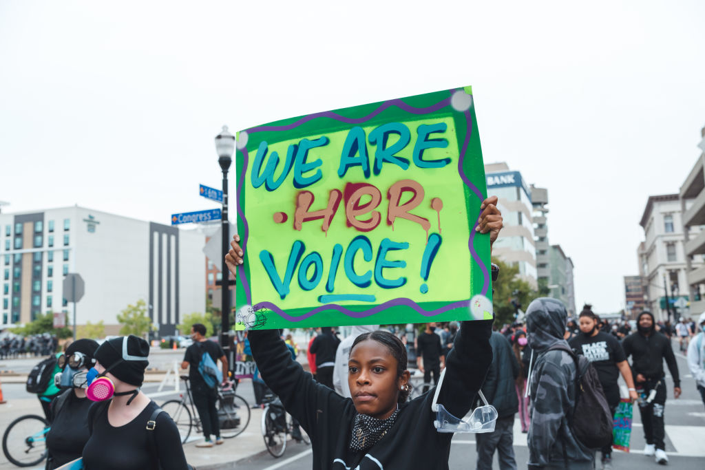 Louisville Police Officer Charged With Wanton Endangerment In Breonna Taylors Death