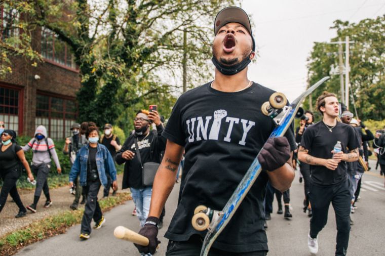 Louisville Police Officer Charged With Wanton Endangerment In Breonna Taylors Death