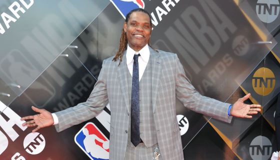 NEW YORK KNICKS on X: Last week, our guy Latrell Sprewell visited  Hackensack's Children's Hospital in support of @TackleKidsCancr &  Pediatric Cancer Month. Visit  to find out more.   / X
