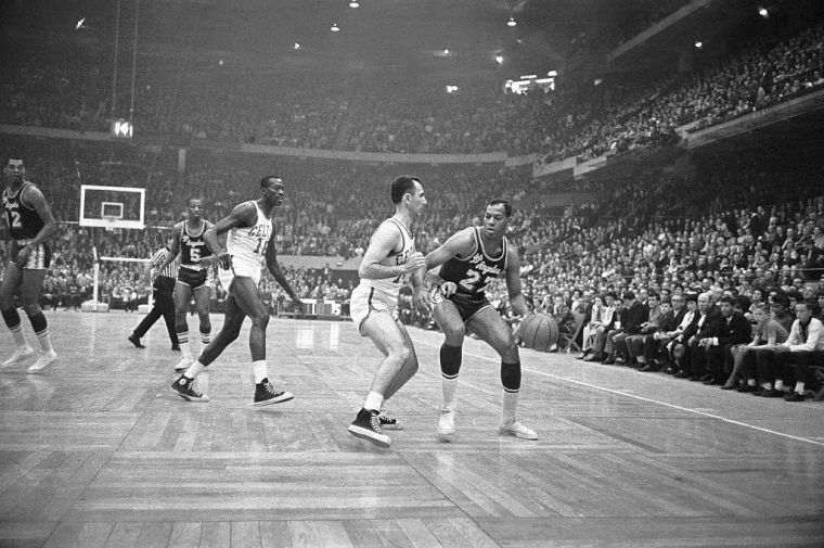 Elgin Baylor, NBA legend, 86