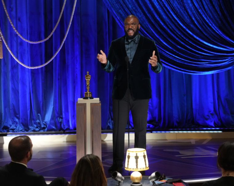 Tyler Perry wins the Jean Hersholt Humanitarian Award