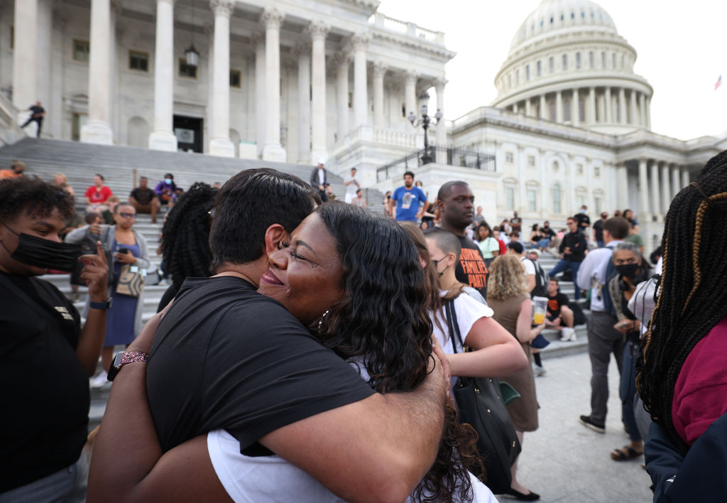 Rep. Cori Bush Sleeps Outside Capitol Building In Push To Extend Federal Eviction Moratorium