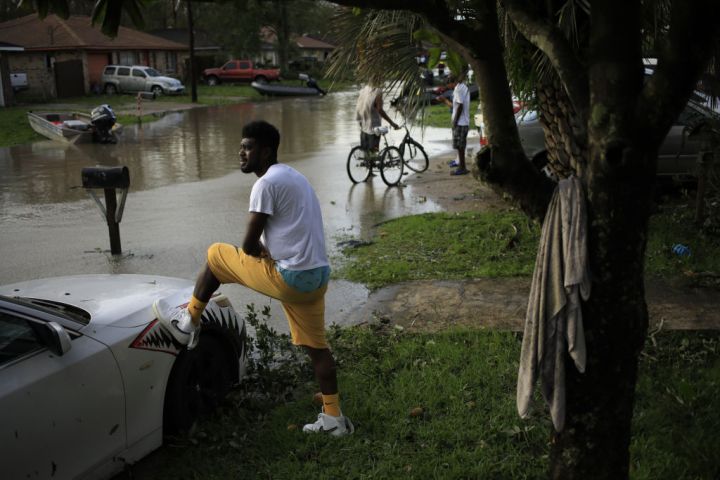 Ida Batters Louisiana, Cutting Off All Power For New Orleans