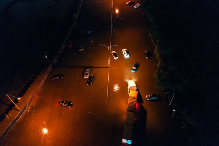 Hurricane Ida hits east coast with flash floods