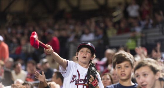 Native Americans condemn the Braves' tomahawk chop — but some