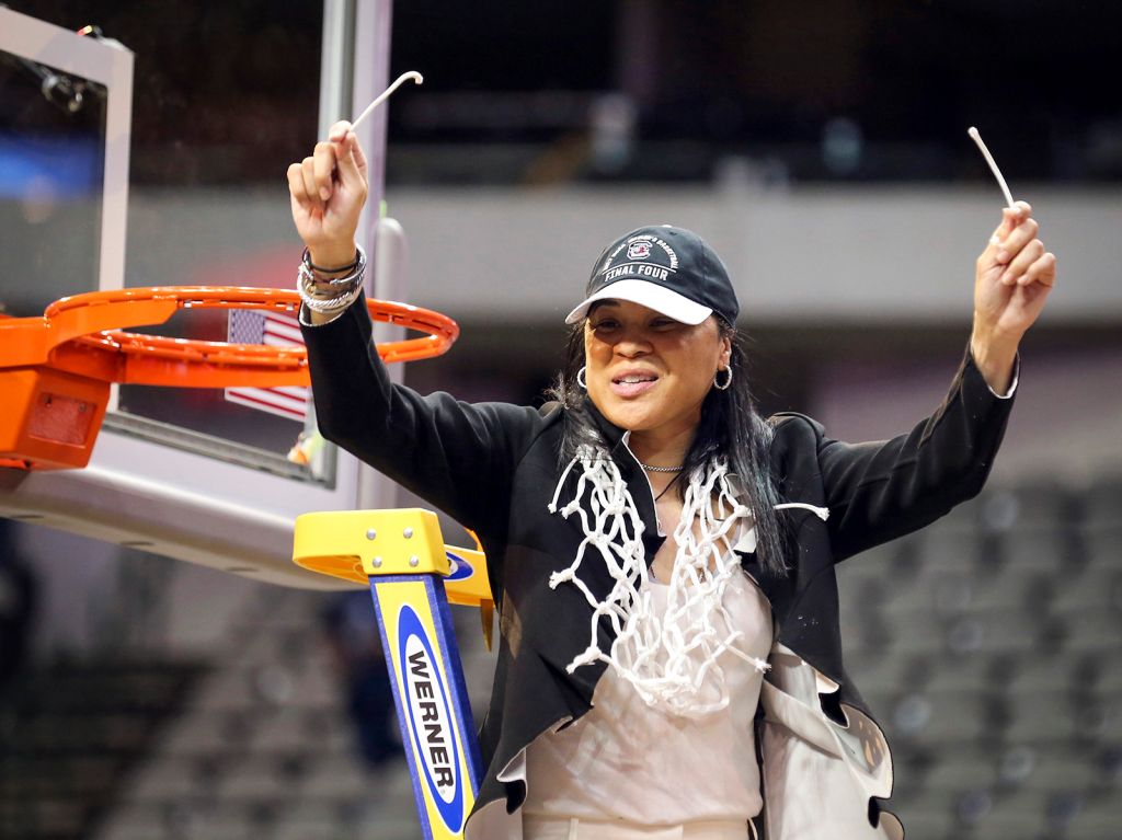 Mike Jensen: Dawn Staley talks No. 1-ranked South Carolina Gamecocks, coronavirus pandemic, U.S. Olympic team and her closet