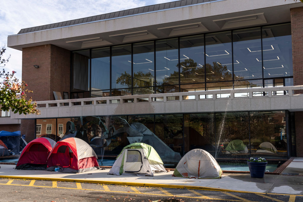 Howard University Students Protest Living Conditions At Dorms On Campus