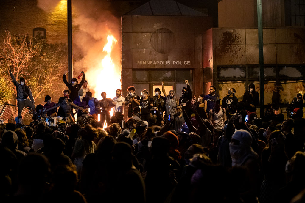 George Floyd protest, Minneapolis Police Third Precinct, May 28, 2020, by Carlos Gonzalez, Star Tribune