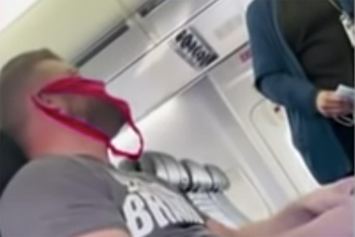 United Airlines bans white anti-masker who wore a thong on his face and compared himself to Rosa Parks