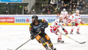 Dornbirn Bulldogs v EC KAC - Erste Bank Eishockey Liga