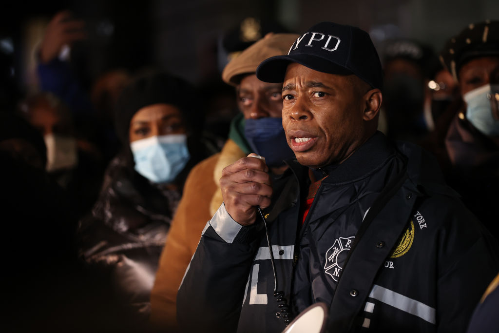 NYPD holds vigil over officers shot in Harlem