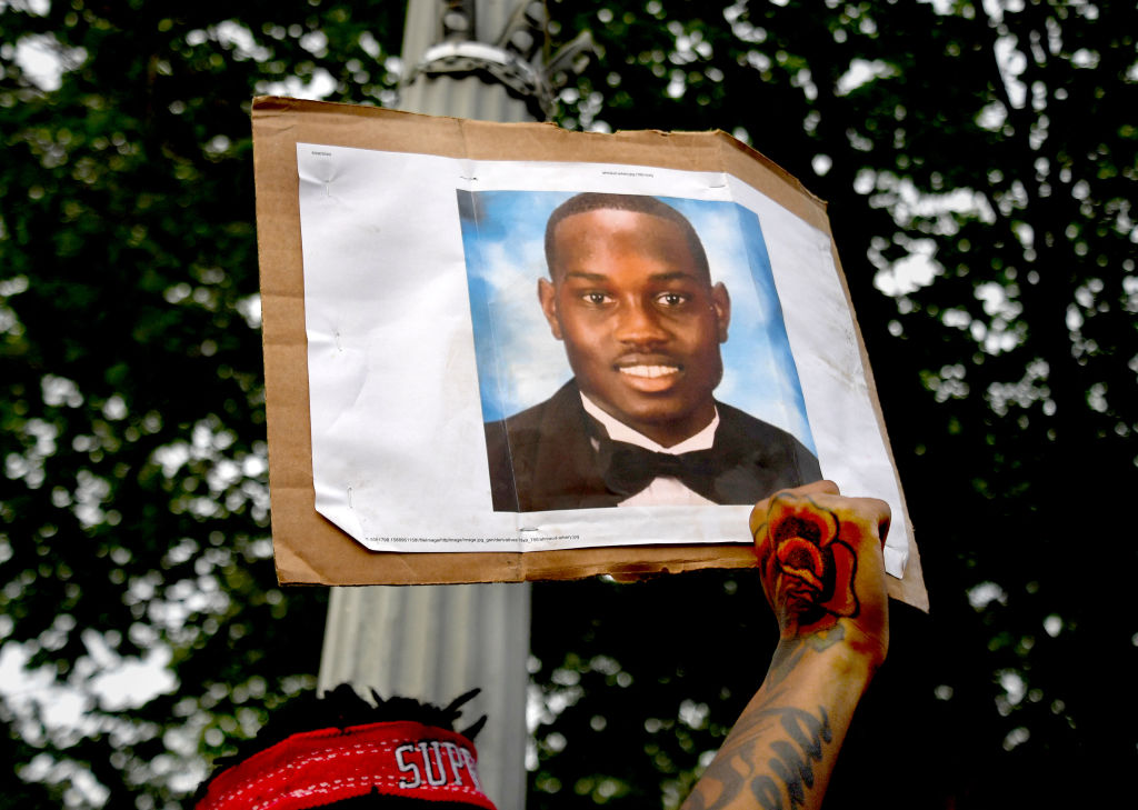 Hundreds March to the White House to Protest Police Violence