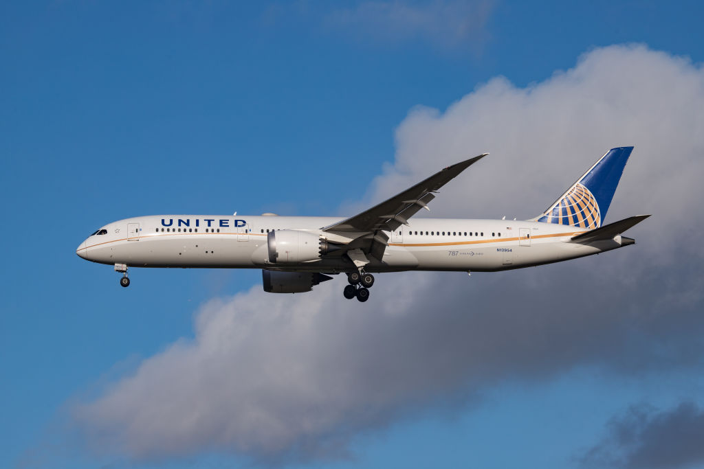 United Airlines Boeing 787-9