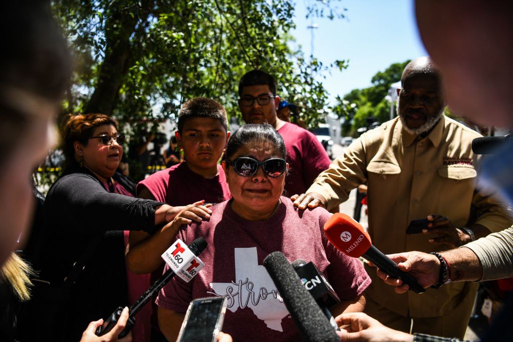 US-SCHOOL-CRIME-TEXAS-SHOOTING-WEAPONS
