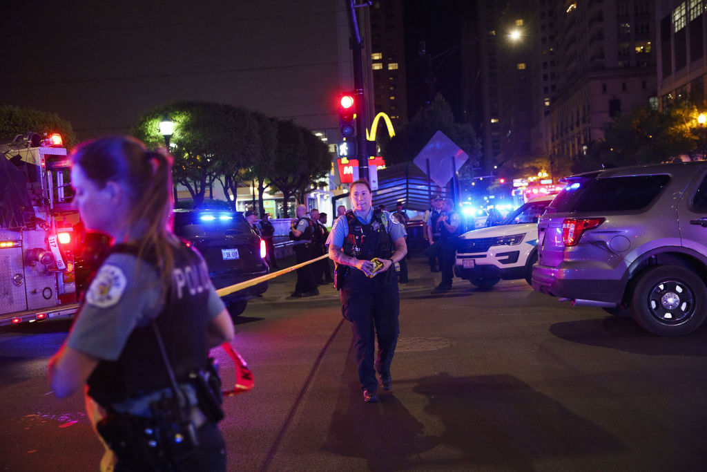 chicago police shot black boy