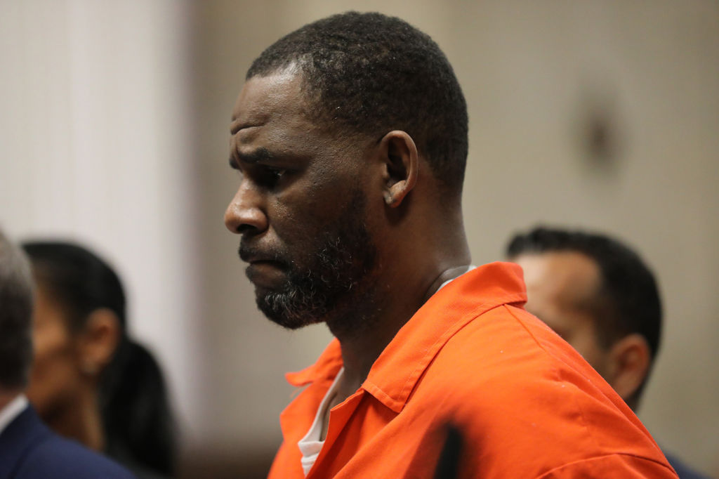 R. Kelly, worried his infected toe might be stepped on, skips court hearing