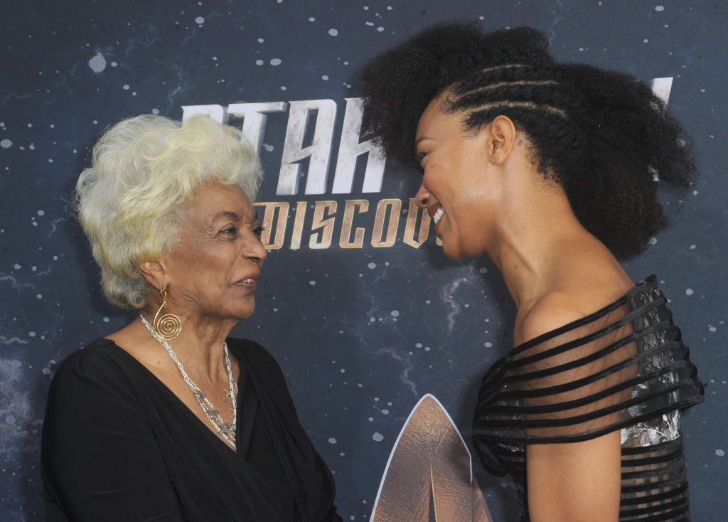 Nichelle Nichols, who originated the role of Lt. Uhura, with Sonequa Martin-Green at premiere of "Star Trek: Discovery" Premiere Of CBS's "Star Trek: Discovery" - Arrivals