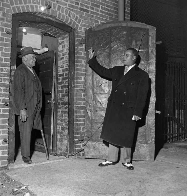 Louis Armstrong at New York jazz cabaret