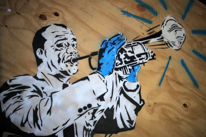 Louis Armstrong graffiti mural