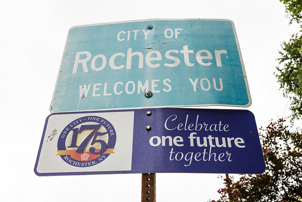 Rochester New York welcome sign.