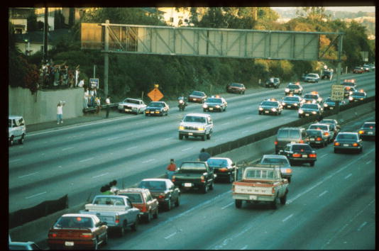 Police Chase O.J. Simpson On Highway 405