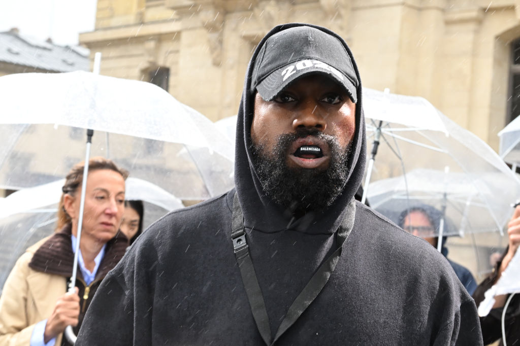 White Lives Matter': Kanye West Paris Photos Go Viral