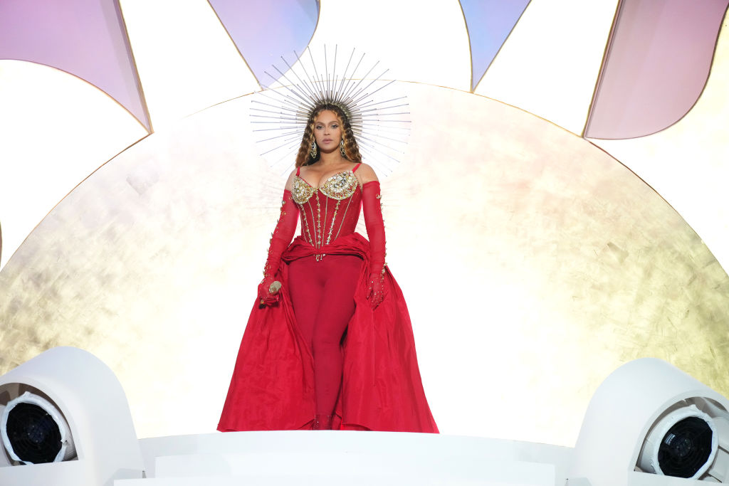 Atlantis The Royal Grand Reveal Weekend 2023 - Penampilan Beyonce