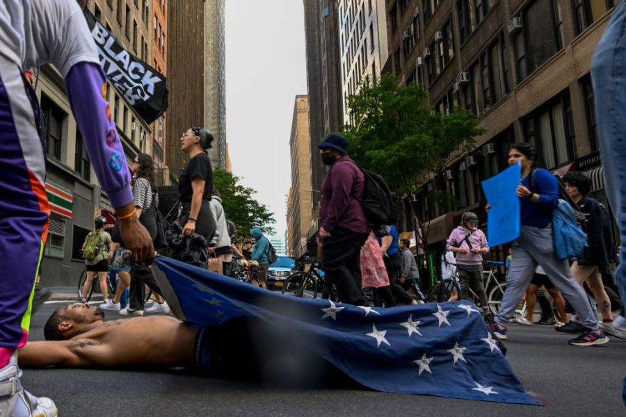 Outrage Grows After Chokehold Death Of Man On Subway