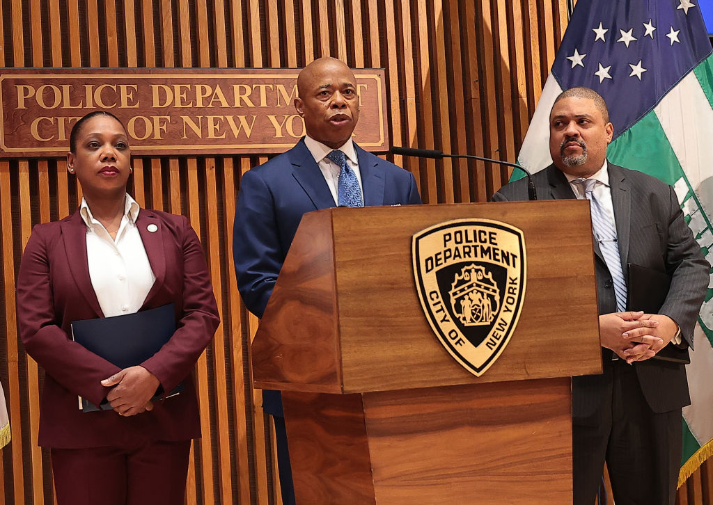 New York City officials make public safety-related announcement