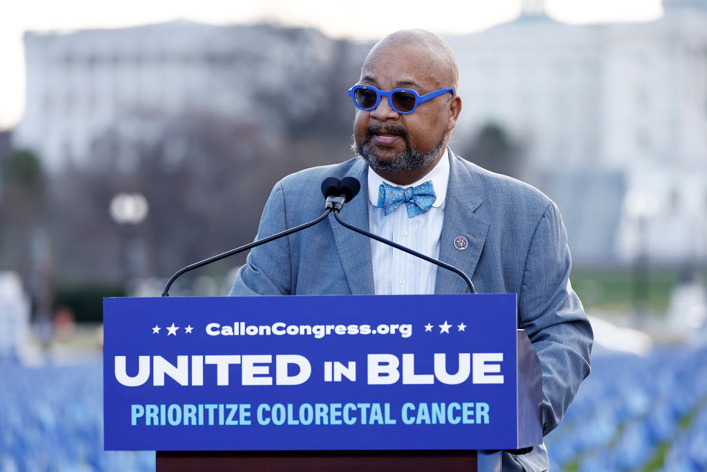 Public Health Alert: Rise In Young Adult Colorectal Cancer Cases Spotlighted At National Mall Installation