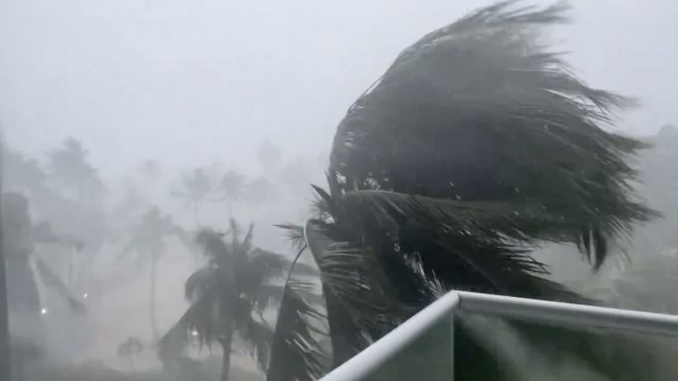 Hurricane Beryl batters northern Jamaica after killing 7 people in southeast Caribbean