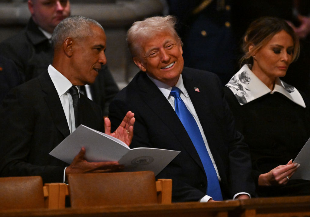 WASHINGTON, DC - JANUARY 9: Former President Barack Obama and P