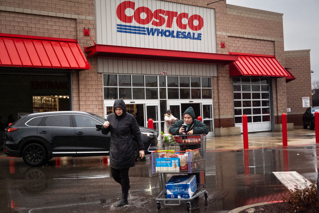 Costco To Increase Pay Of Hourly Workers, As Teamsters Union Members Teeter On Midnight Strike Deadline