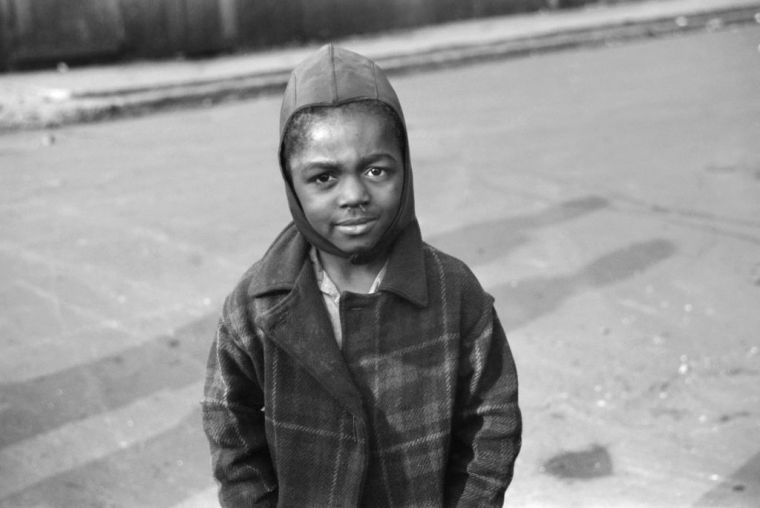 Young Boy, half-length Portrait, South Side, Chicago, Illinois, USA, Edwin Rosskam, U.S. Office of War Information/U.S. Farm Security Administration, April 1941