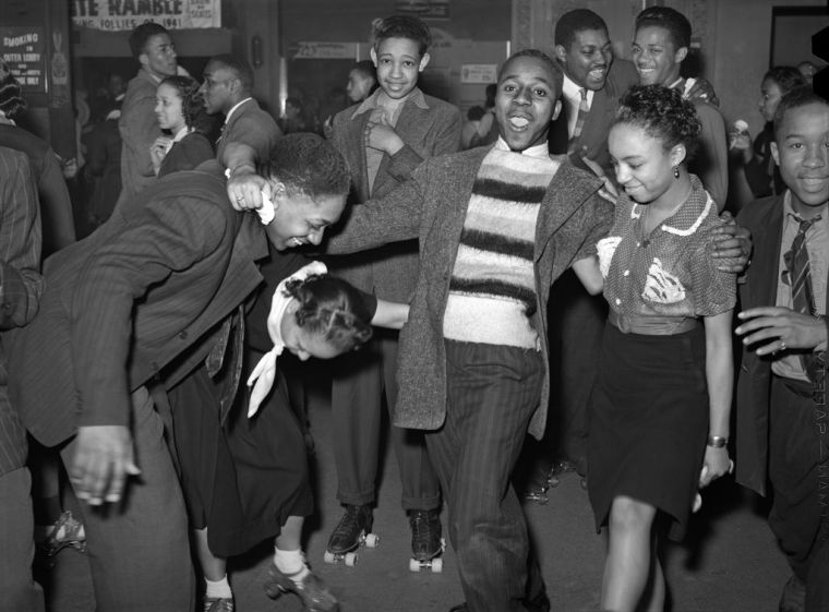 People Roller Skating, Savoy Ballroom, Chicago, Illinois, USA, Russell Lee, U.S. Office of War Information/U.S. Farm Security Administration, April 1941