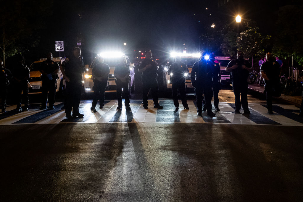 George-Washington-University-students-rally-outside-president'