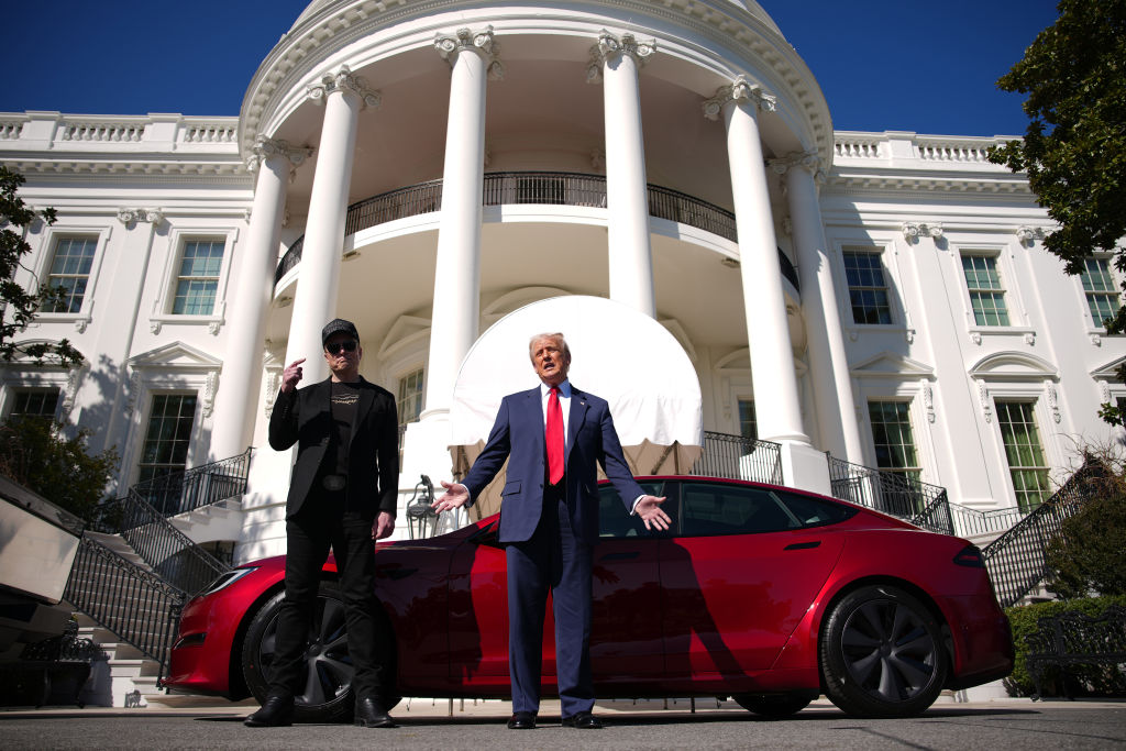 Trump elon tesla white house