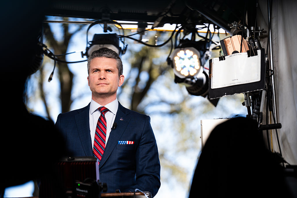 Pete Hegseth - MAGA Would Be Calling Black Democrats 'DEI Hires' If They Leaked White House War Plans