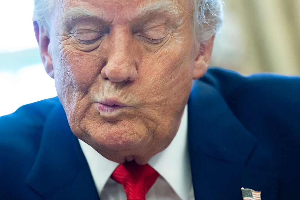 TOPSHOT-US-POLITICS-TRUMP