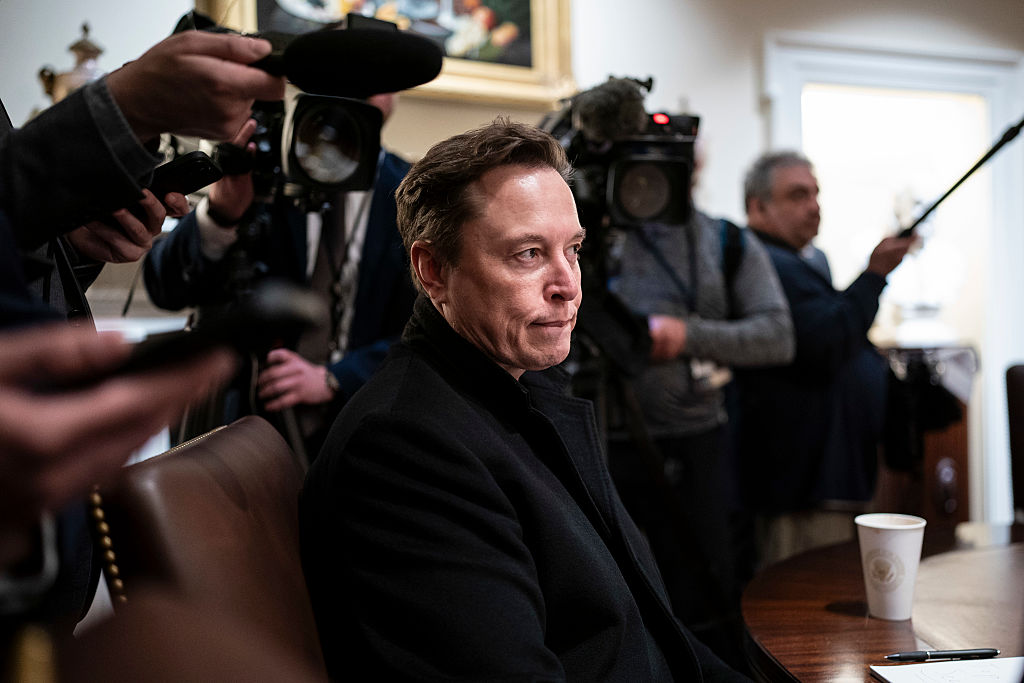 Elon Musk leaving politics