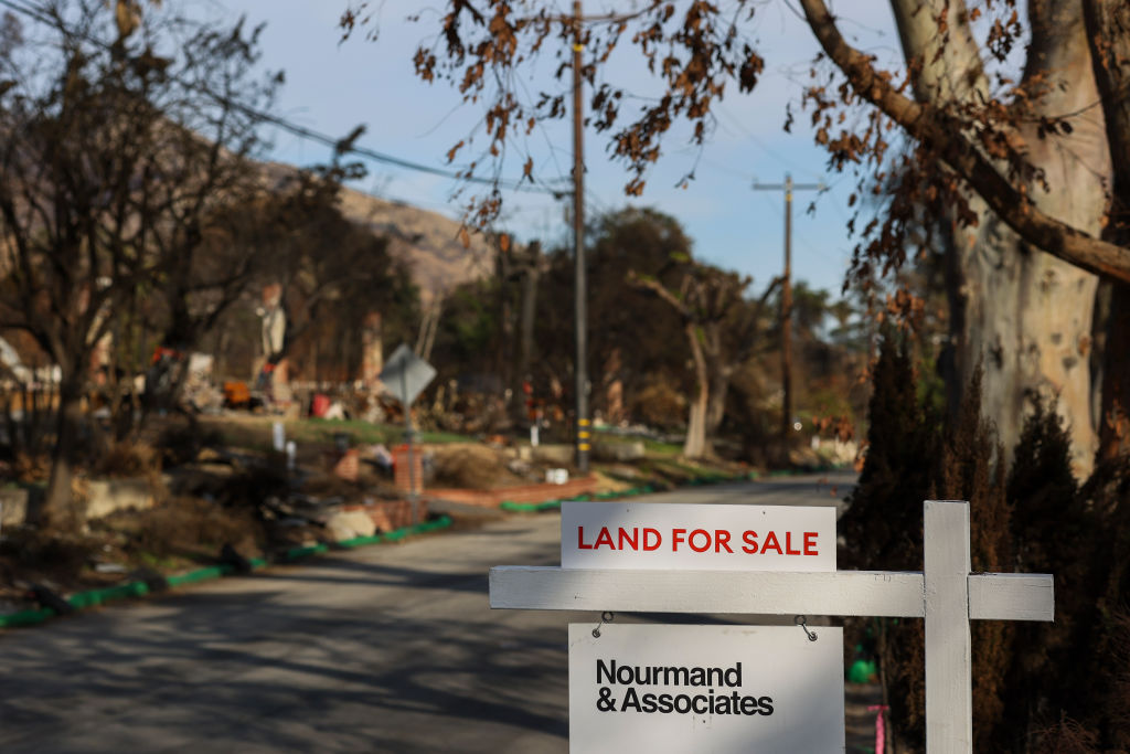 Altadena lots for sale