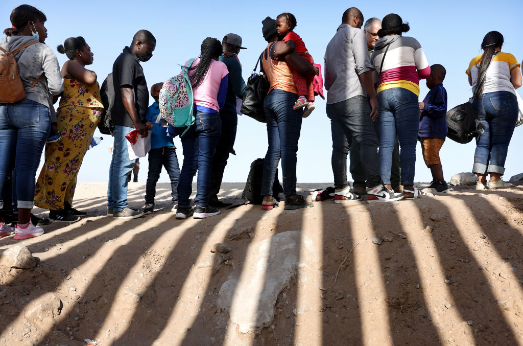 Migrant Crossings At The Southern Border Continue Despite Title 42 Ruling